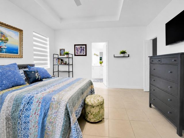 21460 SW 127th Place, Miami, FL 33177