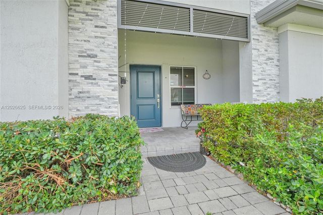 21460 SW 127th Place, Miami, FL 33177