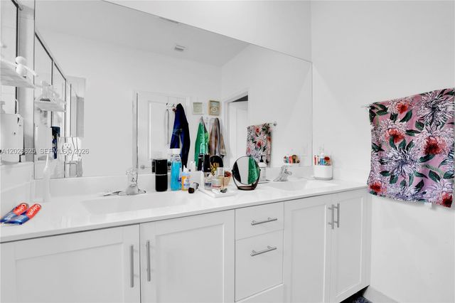 21460 SW 127th Place, Miami, FL 33177