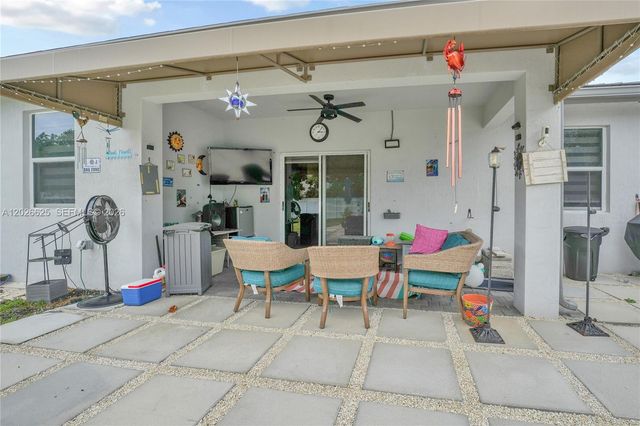 21460 SW 127th Place, Miami, FL 33177