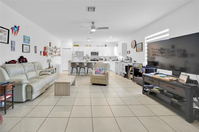 21460 SW 127th Place, Miami, FL 33177