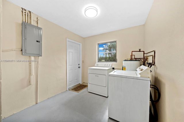 7532 Farragut St 0, Hollywood, FL 33024
