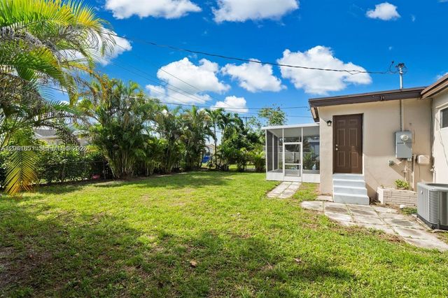 7532 Farragut St 0, Hollywood, FL 33024