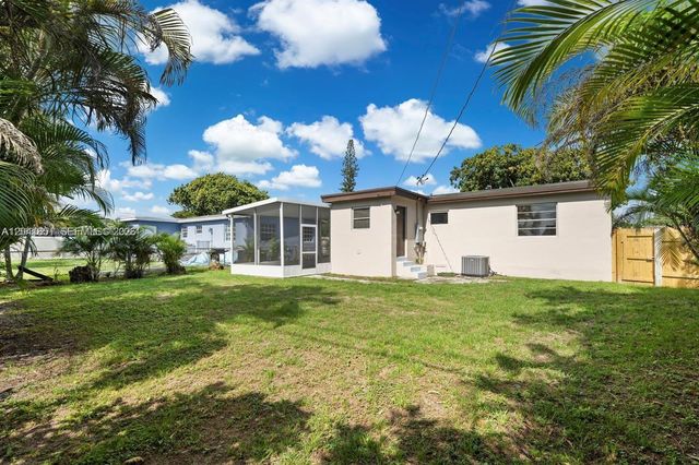 7532 Farragut St 0, Hollywood, FL 33024