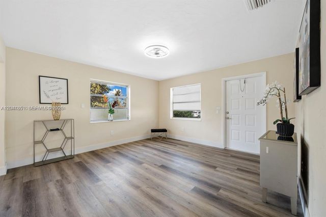 7532 Farragut St 0, Hollywood, FL 33024