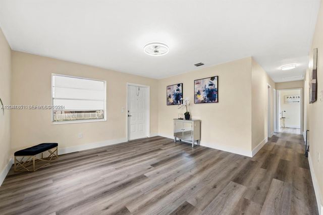 7532 Farragut St 0, Hollywood, FL 33024