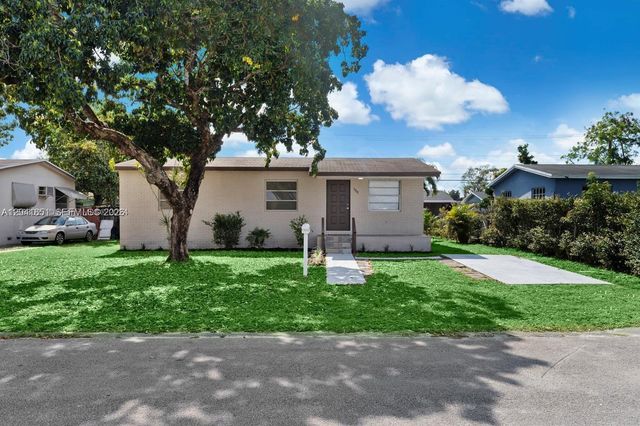 7532 Farragut St 0, Hollywood, FL 33024