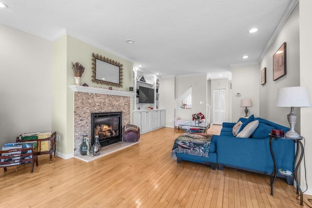 7 Whaler Ln Unit 7, Quincy, MA 02171