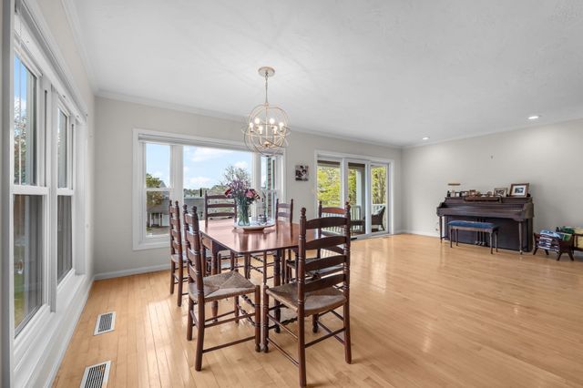 7 Whaler Ln Unit 7, Quincy, MA 02171