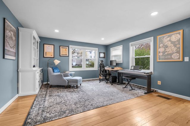 7 Whaler Ln Unit 7, Quincy, MA 02171