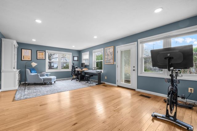 7 Whaler Ln Unit 7, Quincy, MA 02171