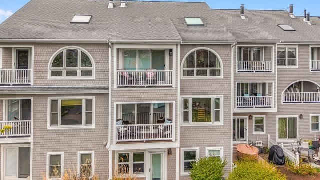 7 Whaler Ln Unit 7, Quincy, MA 02171