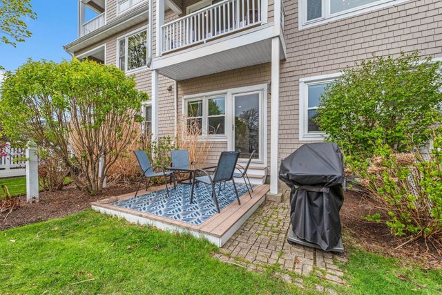 7 Whaler Ln Unit 7, Quincy, MA 02171