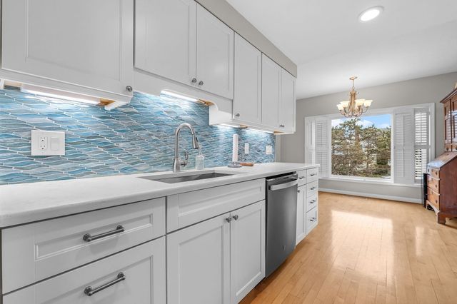 7 Whaler Ln Unit 7, Quincy, MA 02171