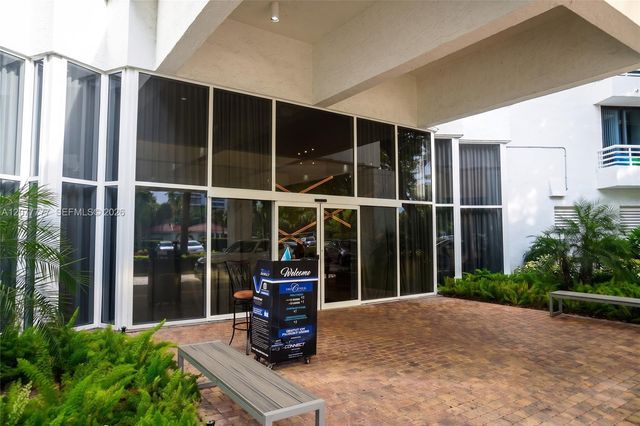3300 NE 192nd Street 1612, Aventura, FL 33180
