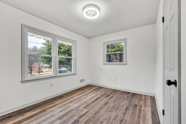 5401 Warwood DR, Roanoke, VA 24018