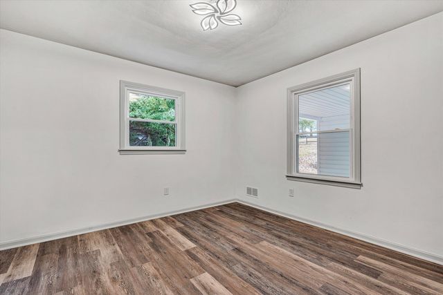 5401 Warwood DR, Roanoke, VA 24018