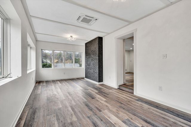 5401 Warwood DR, Roanoke, VA 24018