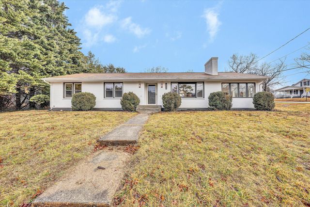 5401 Warwood DR, Roanoke, VA 24018