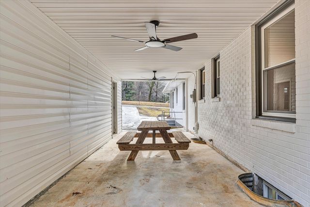 5401 Warwood DR, Roanoke, VA 24018