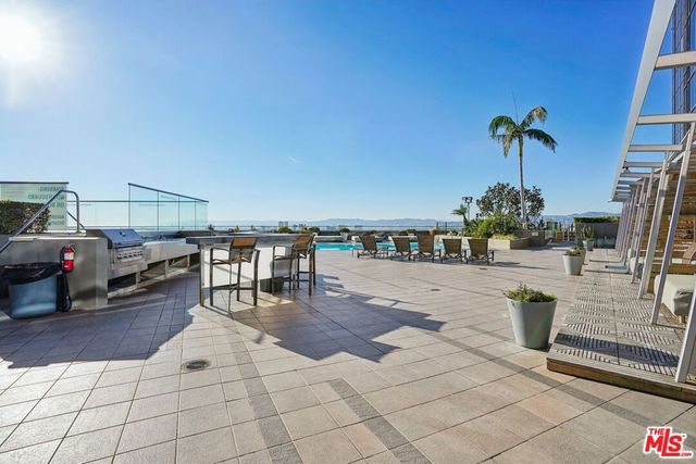 1100 Wilshire Boulevard 2209, Los Angeles, CA 90017