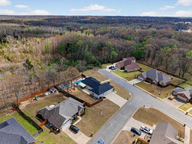 133 Lakeland Drive, Cabot, AR 72023