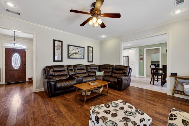 133 Lakeland Drive, Cabot, AR 72023