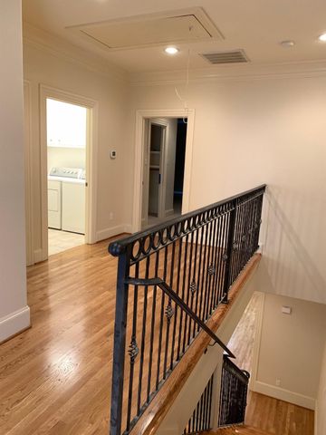 2210 Bellefontaine Street C, Houston, TX 77030