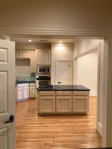 2210 Bellefontaine Street C, Houston, TX 77030