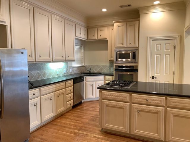 2210 Bellefontaine Street C, Houston, TX 77030