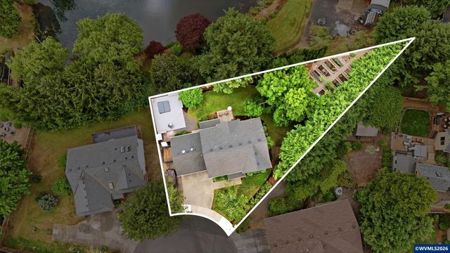 1160 31st Ct NW, Salem, OR 97304