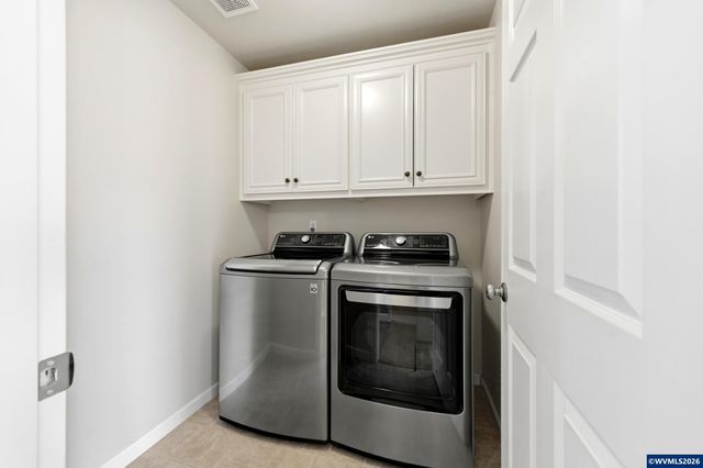 1160 31st Ct NW, Salem, OR 97304