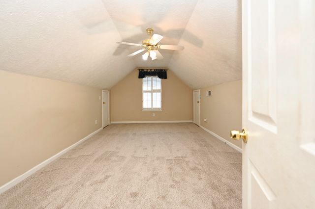 621 Kingsway Dr, Old Hickory, TN 37138