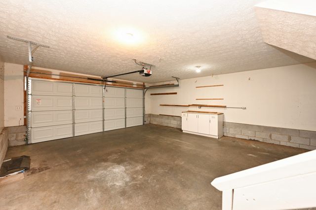 621 Kingsway Dr, Old Hickory, TN 37138