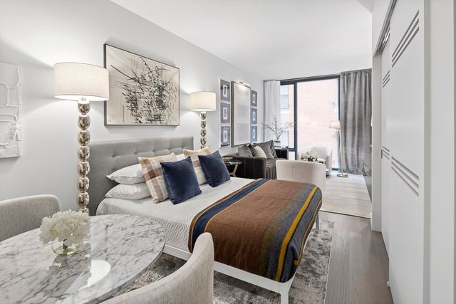 55 Lagrange St 1006, Boston, MA 02116