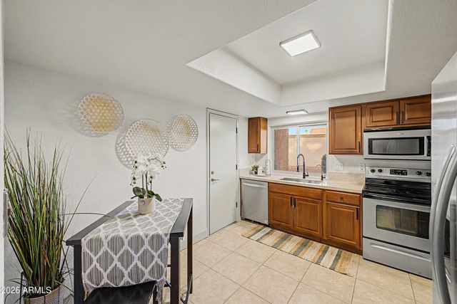 14852 N 24TH Drive 5, Phoenix, AZ 85023