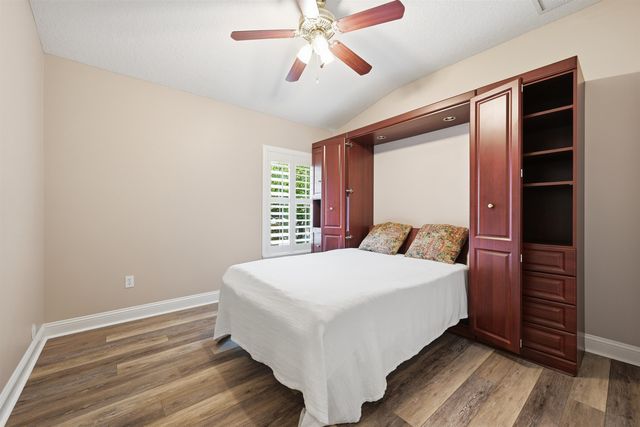 121 Edge Of Woods Rd, St Augustine, FL 32092