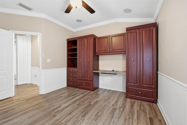 121 Edge Of Woods Rd, St Augustine, FL 32092