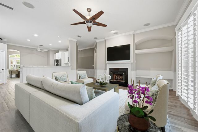 121 Edge Of Woods Rd, St Augustine, FL 32092