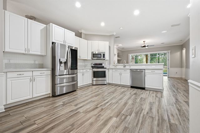 121 Edge Of Woods Rd, St Augustine, FL 32092