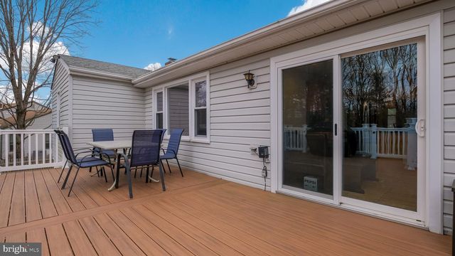 79 W BUTTONWOOD DR, Churchville, PA 18966