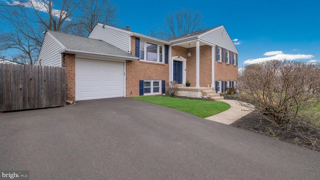 79 W BUTTONWOOD DR, Churchville, PA 18966