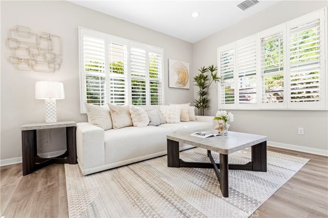 85 Kestrel, Irvine, CA 92618