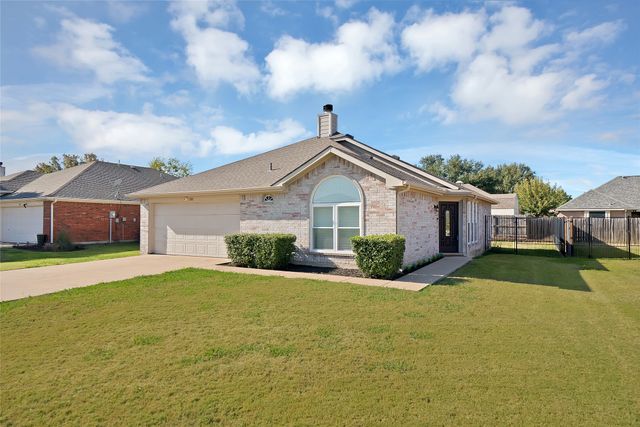 308 Chestnut Street, Forney, TX 75126