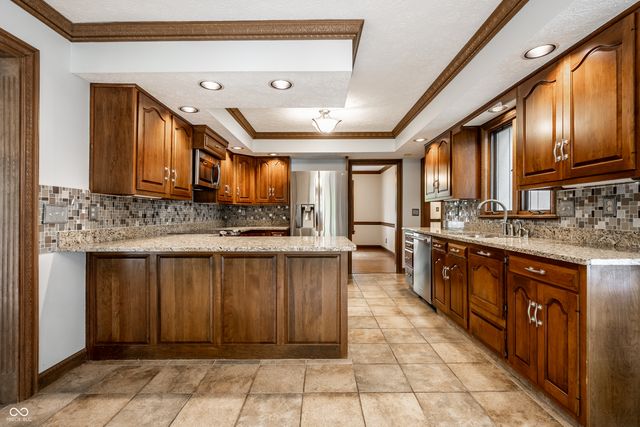 10715 Compass Court, Indianapolis, IN 46256