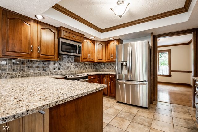 10715 Compass Court, Indianapolis, IN 46256