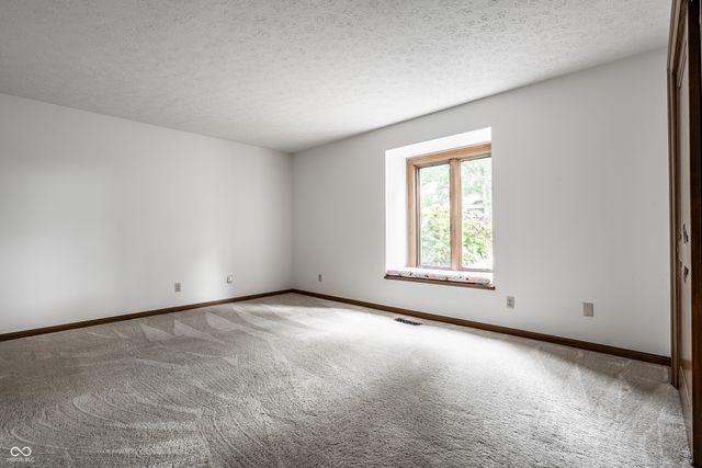 10715 Compass Court, Indianapolis, IN 46256