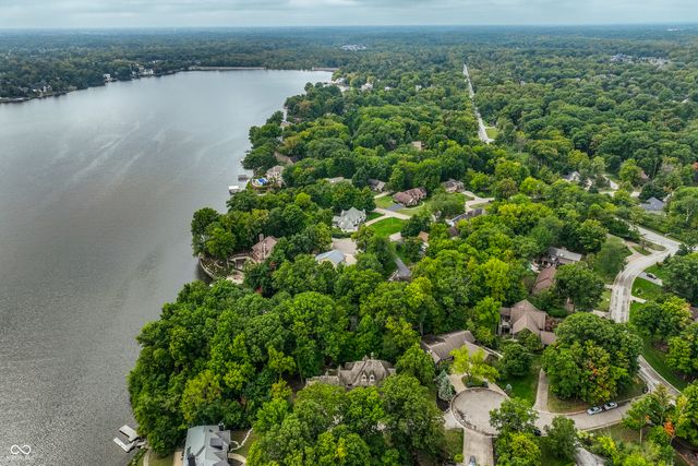 10715 Compass Court, Indianapolis, IN 46256