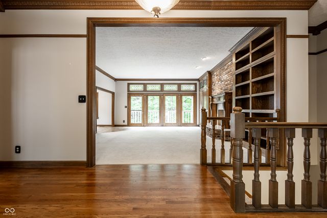 10715 Compass Court, Indianapolis, IN 46256