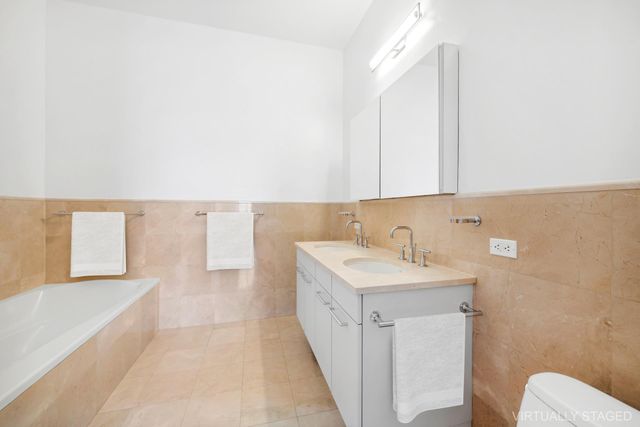 121 W 19TH Street PHF, New York City, NY 10011